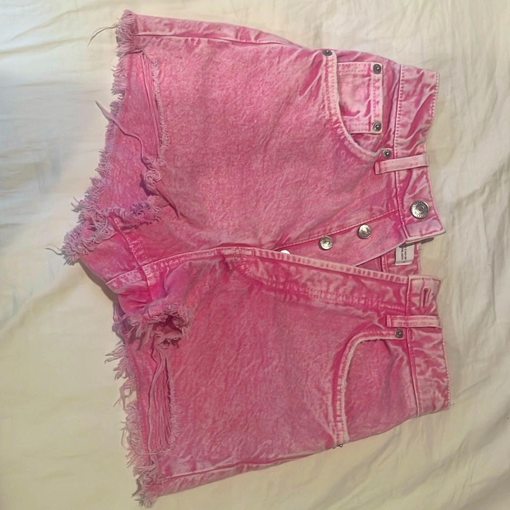 Zara, Size 2 button up pink jean shorts